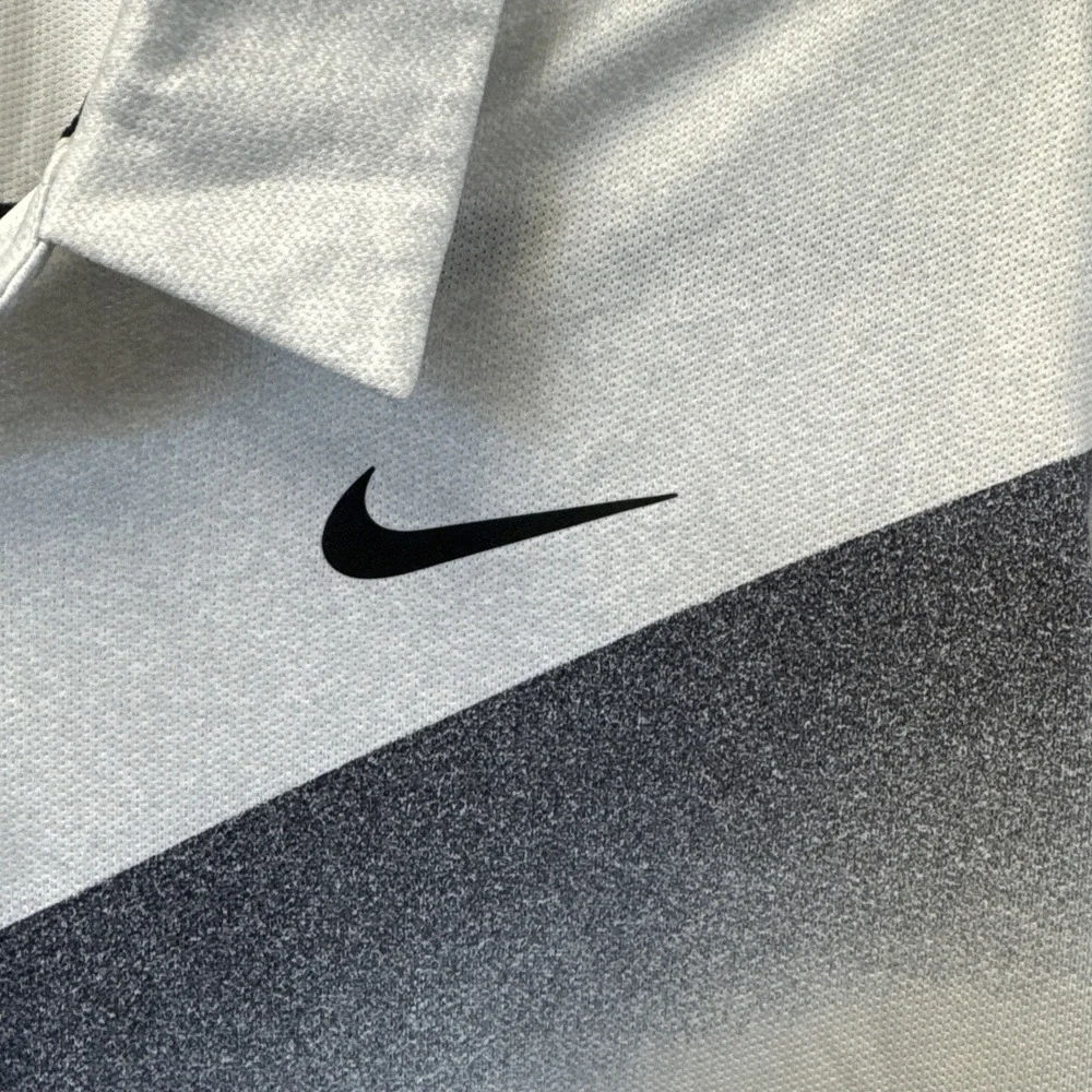 nike golf‎ shirt size large